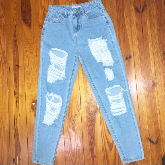 mom jeans hot